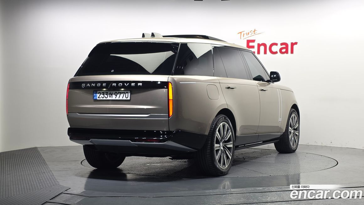 Land Rover Range Rover D350 Autobiography Long Wheel Base, 2024