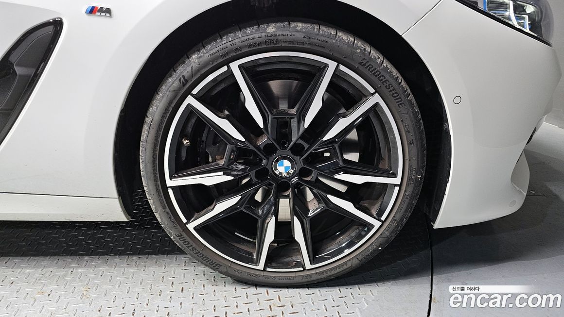 BMW 8-Series M850i xDrive Gran Coupe, 2025