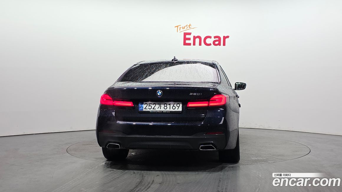 BMW 5-Series 520i M Sport, 2023