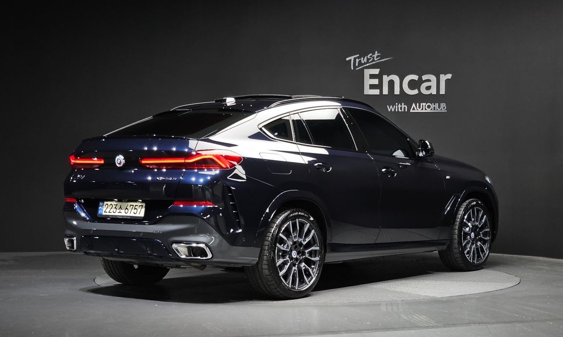 BMW X6 xDrive40i M Sport, 2024