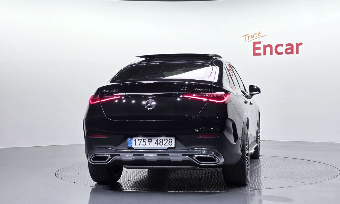 Mercedes-Benz GLC-Class GLC300 4MATIC Coupe, 2025