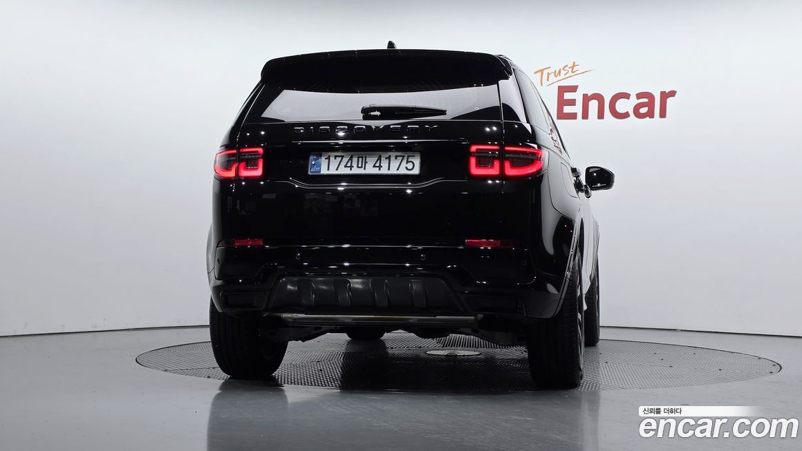 Land Rover Discovery Sport P250 Dynamic SE, 2024