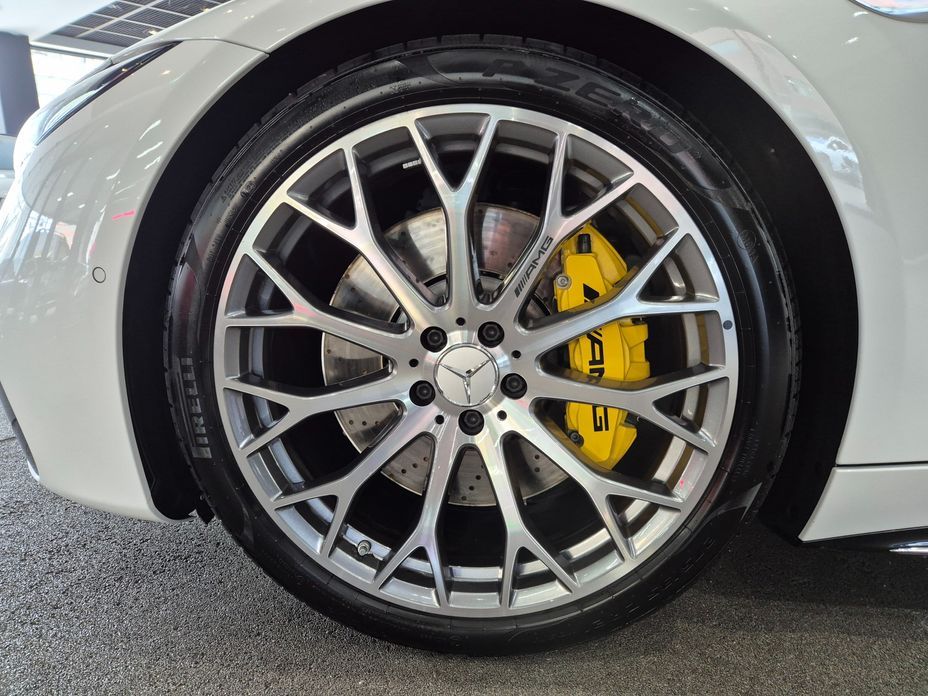 Mercedes-Benz SL-Class AMG SL63 4MATIC+, 2024