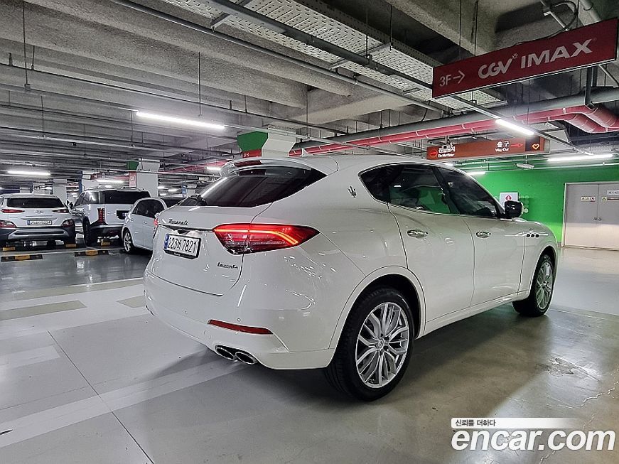 Maserati Levante 2.0 GT AWD, 2022