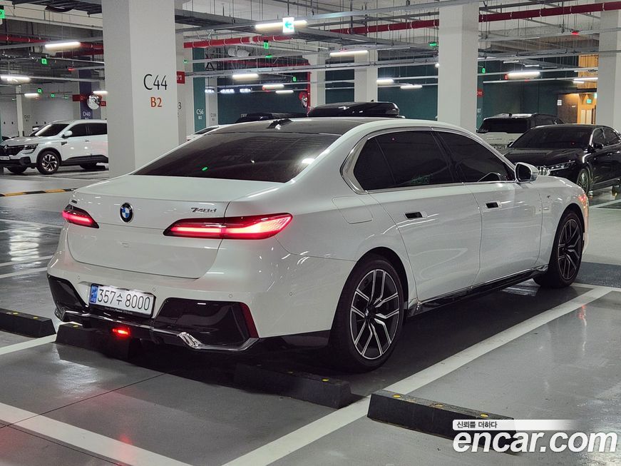 BMW 7-Series 740d xDrive M Sport, 2025