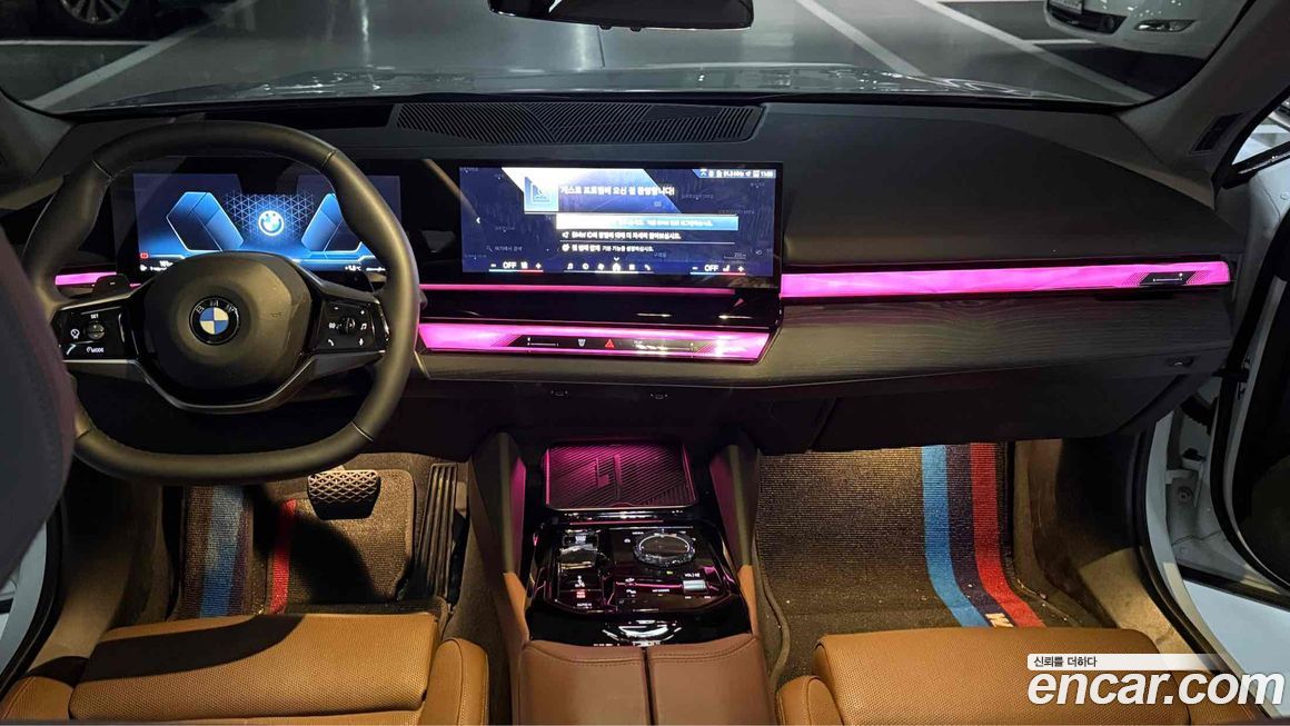 BMW 5-Series 530i xDrive, 2024