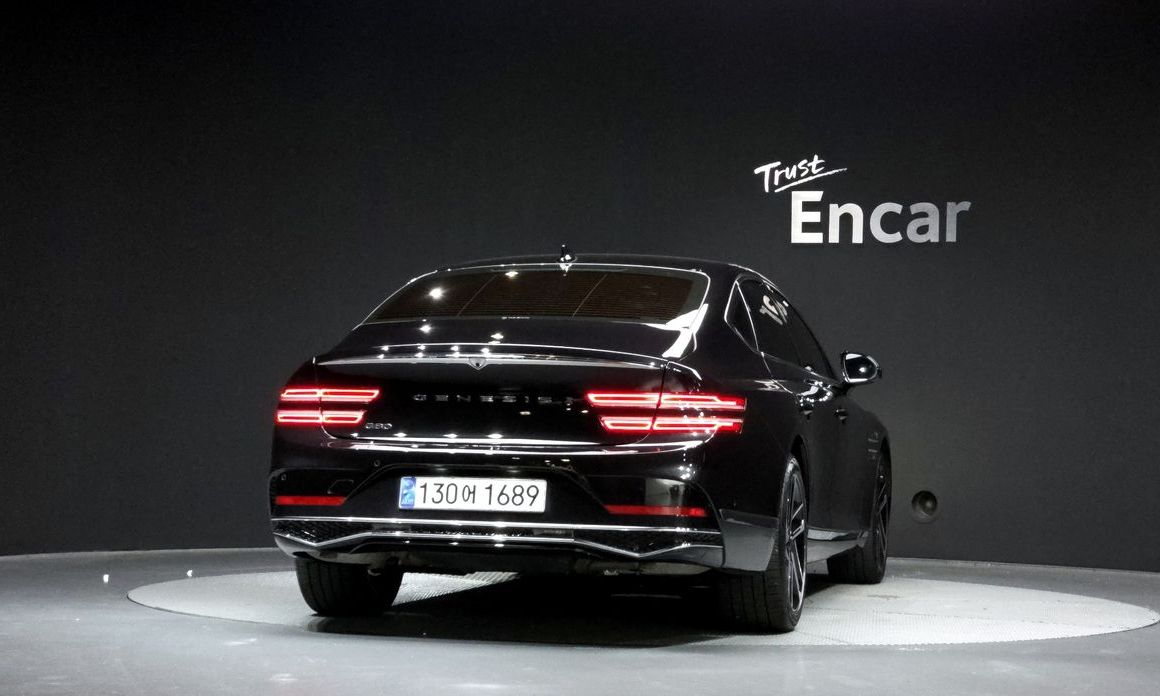Genesis G80 Gasoline 2.5 Turbo 2WD, 2025