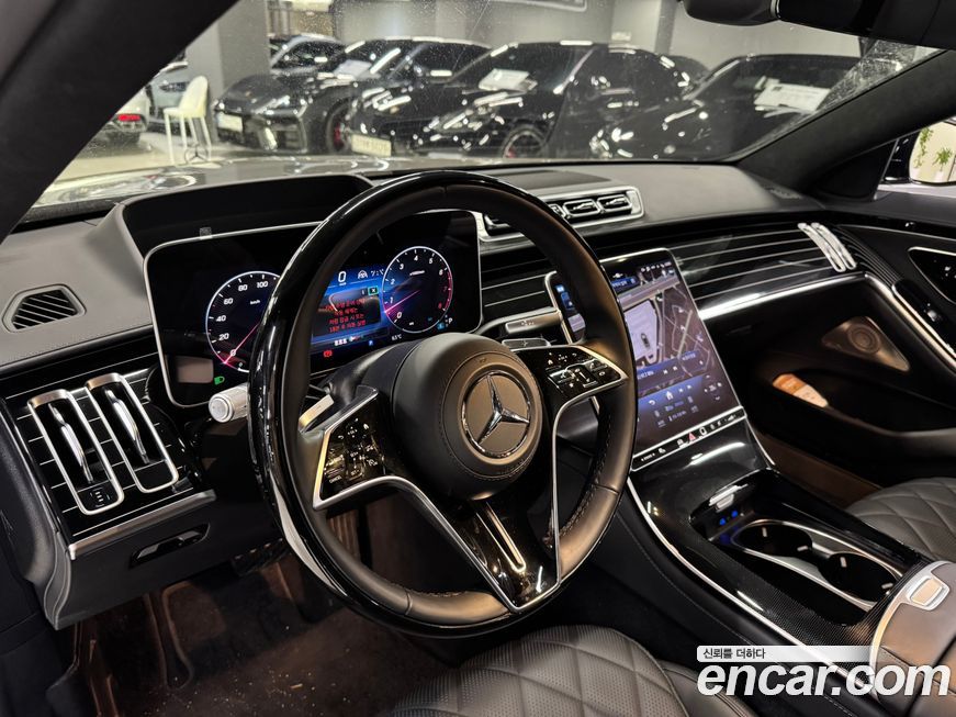 Mercedes-Benz S-Class S580L 4MATIC, 2025
