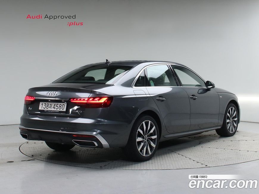 Audi A4 35 TDI Premium, 2023
