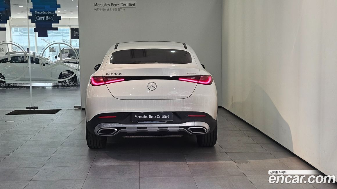 Mercedes-Benz GLC-Class GLC300 4MATIC Avnatgarde Coupe, 2025