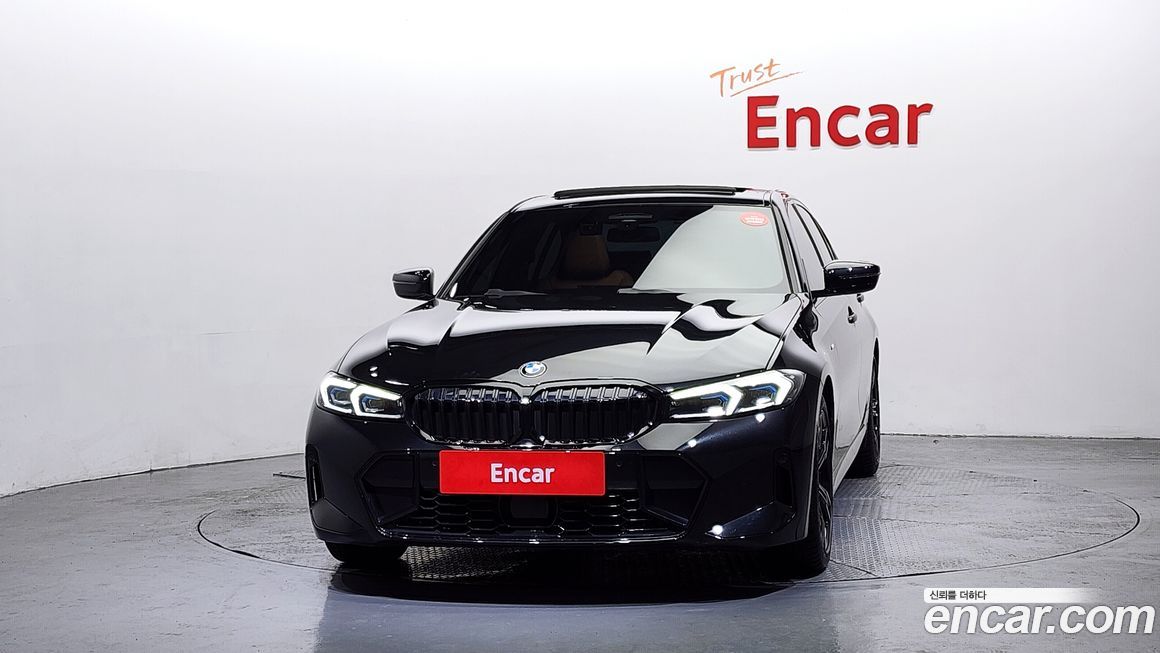 BMW 3-Series 320i M Sport, 2023