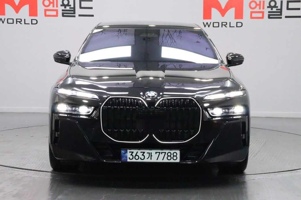 BMW 7-Series 740i xDrive M Sport, 2024
