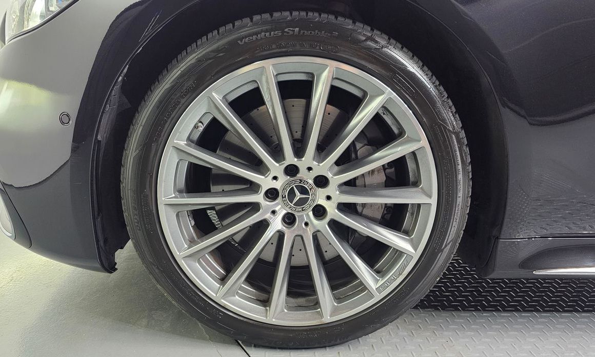 Mercedes-Benz S-Class S500L 4MATIC, 2022