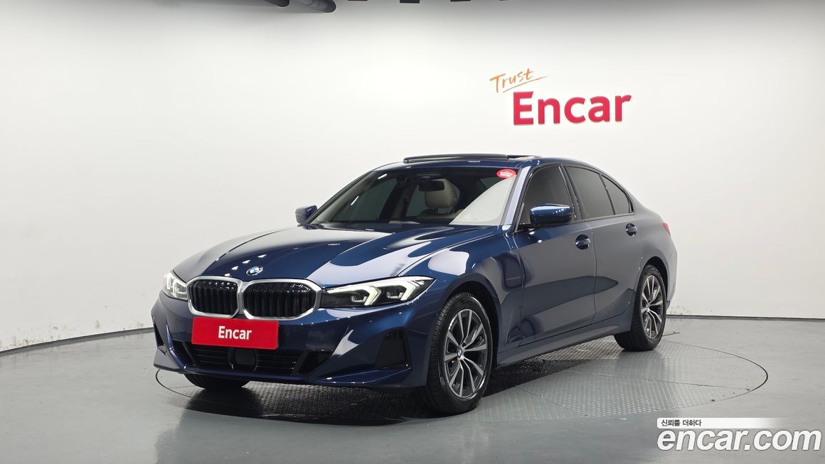 BMW 3-Series 320i, 2023