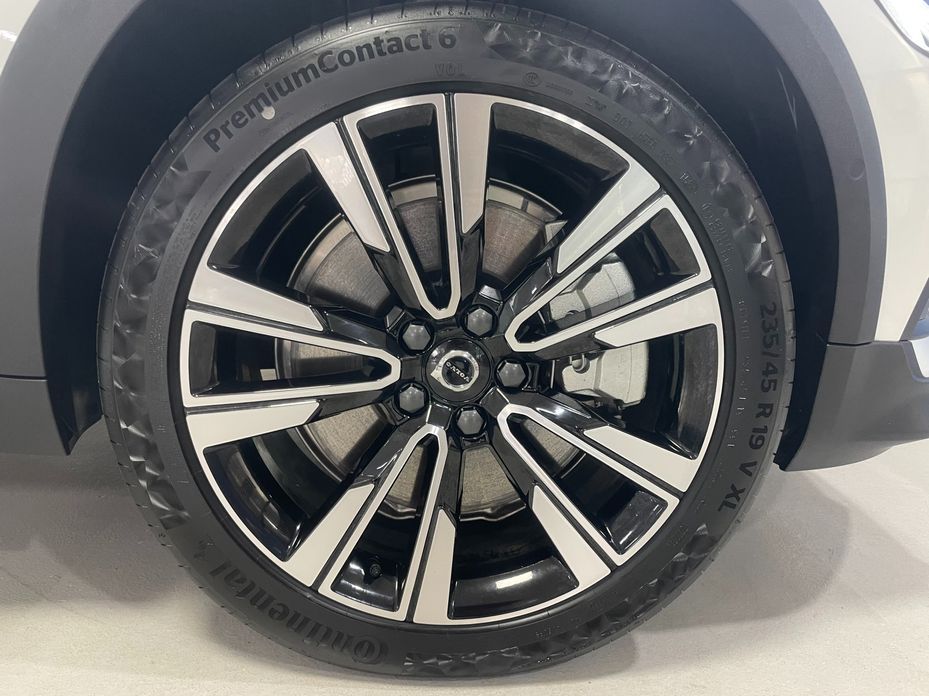 Volvo V60 B5 Ultra AWD, 2026
