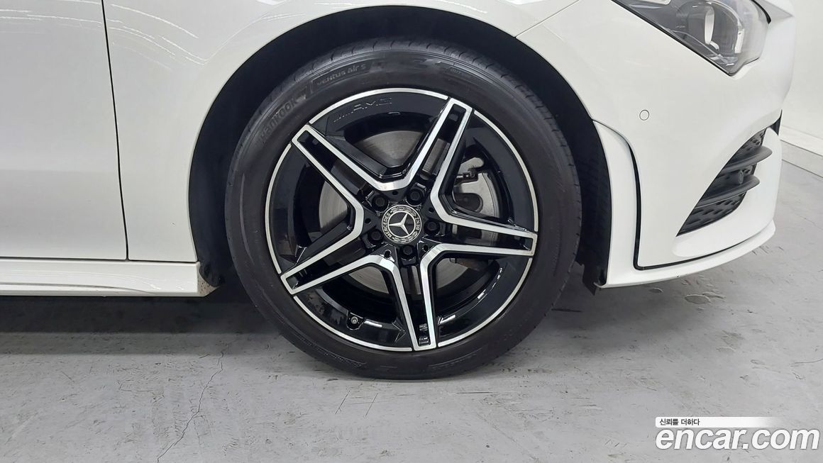 Mercedes-Benz CLA-Class CLA250 4MATIC, 2023