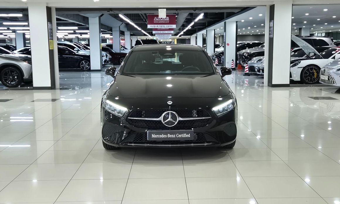 Mercedes-Benz A-Class A220 Hatchback, 2024