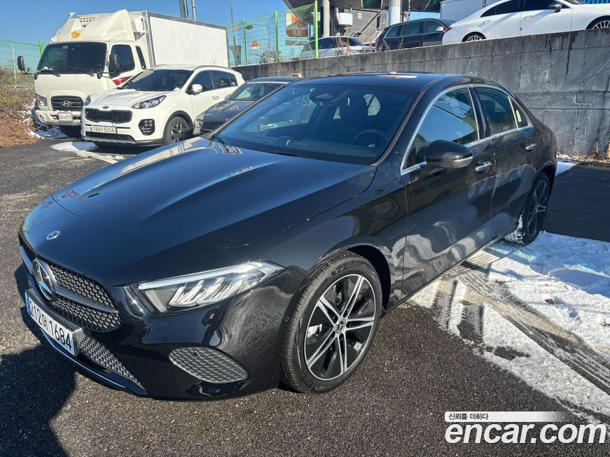 Mercedes-Benz A-Class A220 Sedan, 2025
