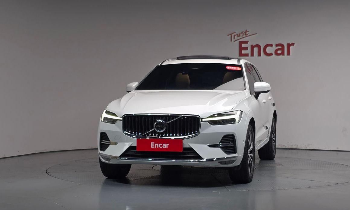 Volvo XC60 B5 Ultimate Bright, 2023