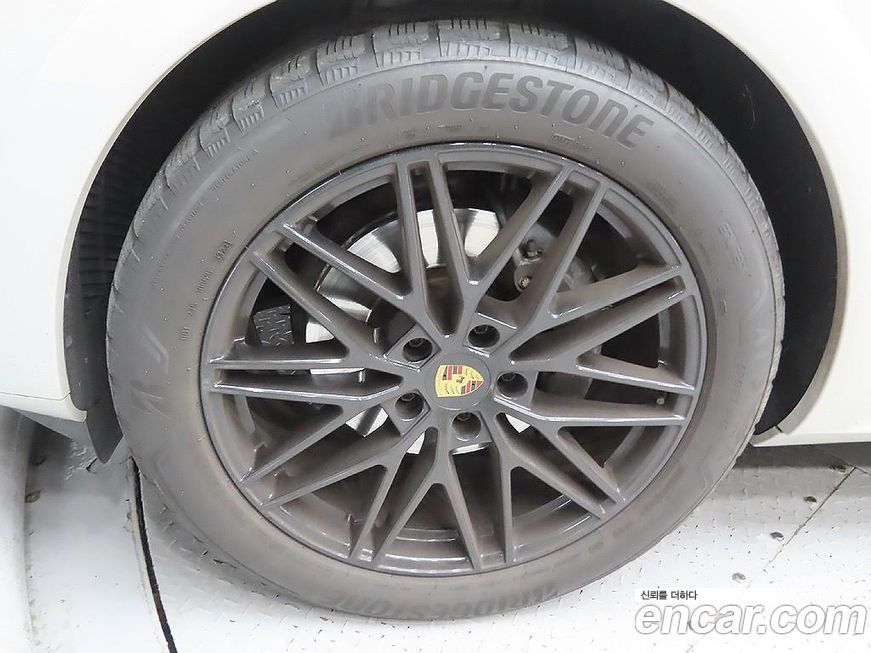 Porsche Cayenne 3.0 Coupe, 2024