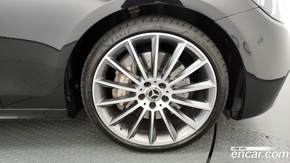 Mercedes-Benz E-Class E350 4MATIC AMG Line, 2022