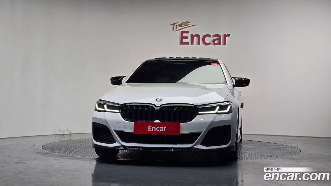 BMW 5-Series 530i M Sport Package, 2022