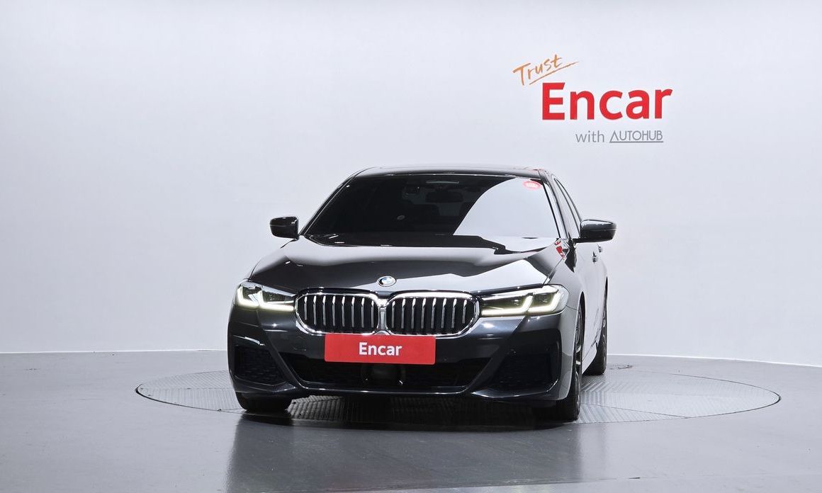 BMW 5-Series 520i M Sport, 2022