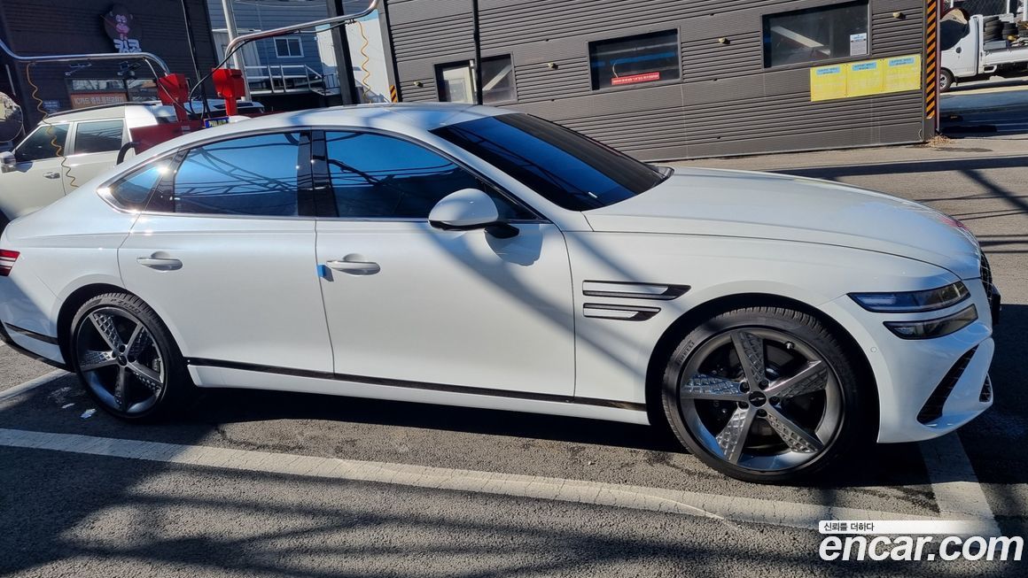 Genesis G80 Gasoline 2.5 Turbo 2WD, 2025