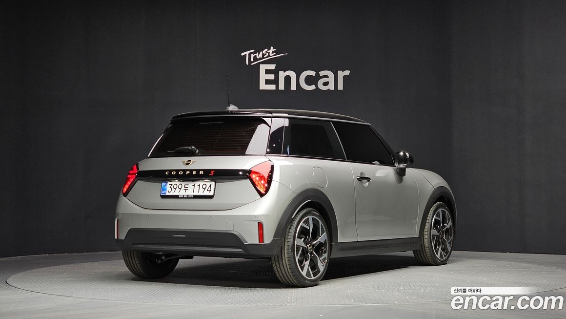 Mini Cooper Favoured, 2026