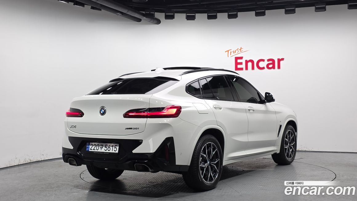 BMW X4 xDrive20i M Sport, 2023