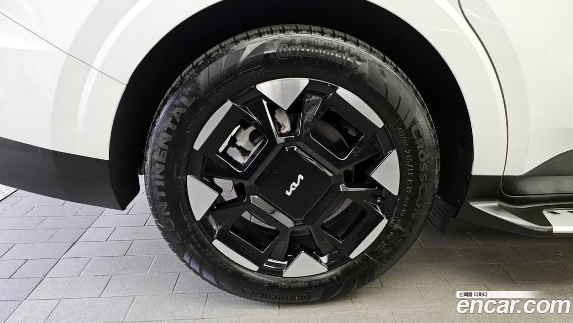 Kia Carnival 9-Seater Hi Limousine, 2025