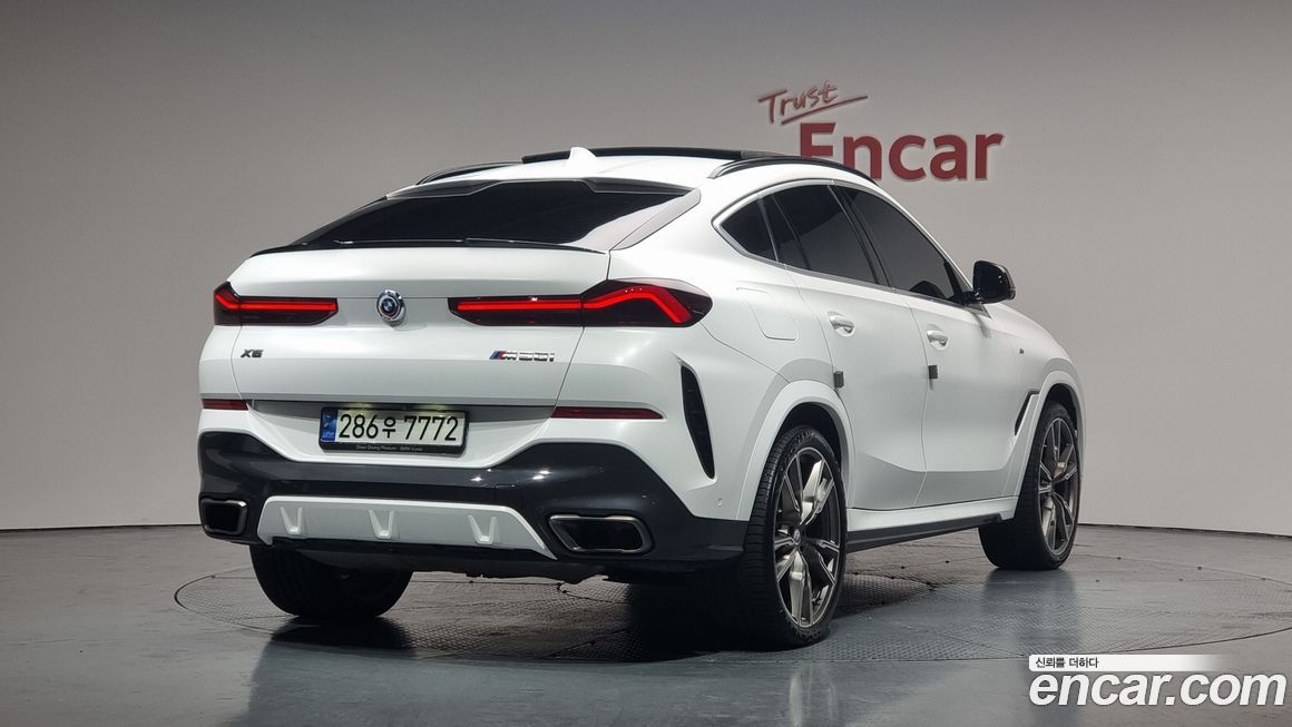 BMW X6 M50i, 2023