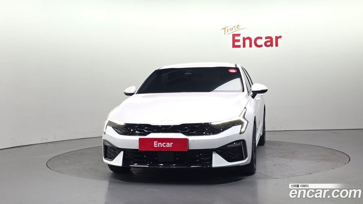 Kia K5 2.0, 2025
