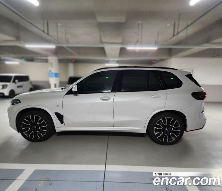 BMW X5 xDrive 30d M Sport, 2025