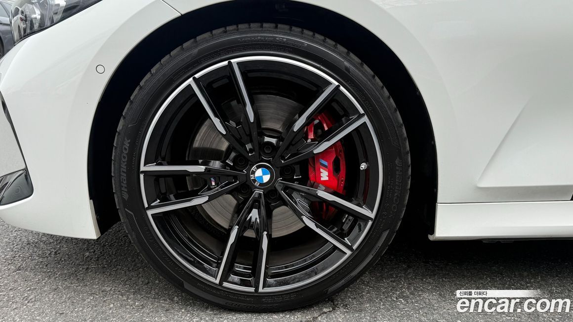 BMW 3-Series M340i Pro, 2025