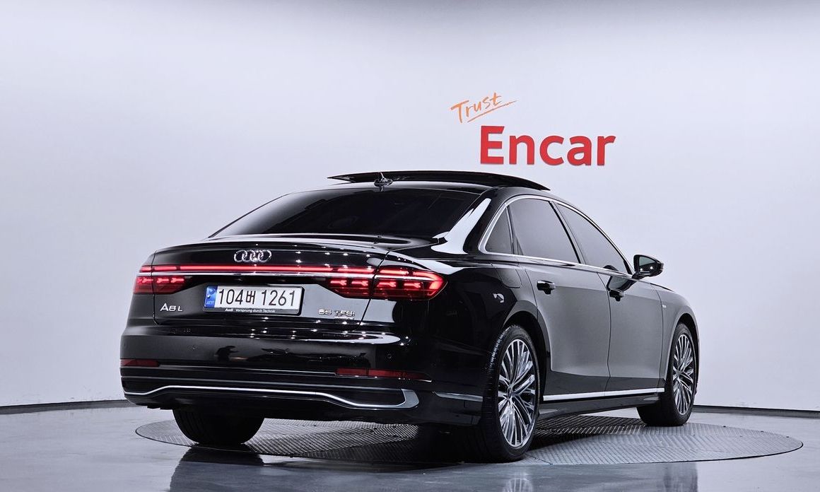 Audi A8 55 TFSI Quattro Premium LWB, 2023