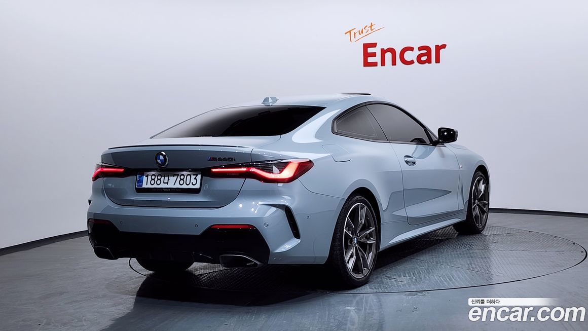 BMW 4-Series M440i xDrive Online Exclusive Coupe, 2024