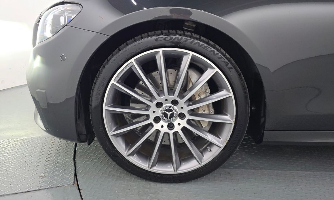 Mercedes-Benz E-Class E350 4MATIC AMG Line, 2022