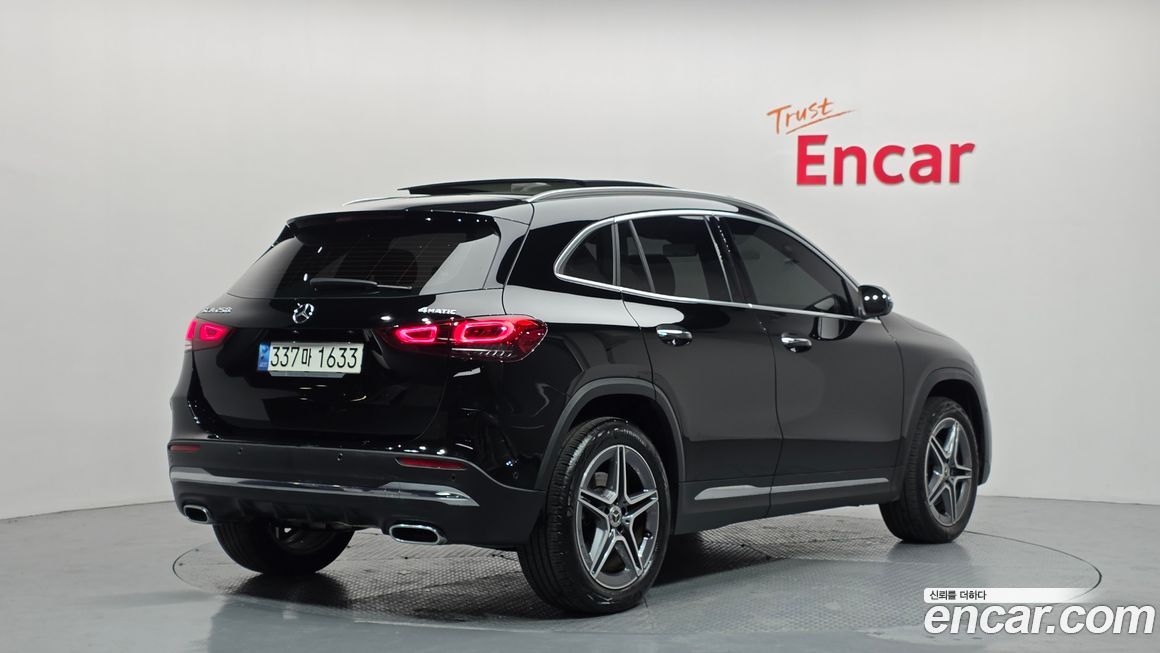 Mercedes-Benz GLA-Class GLA250 4MATIC, 2023