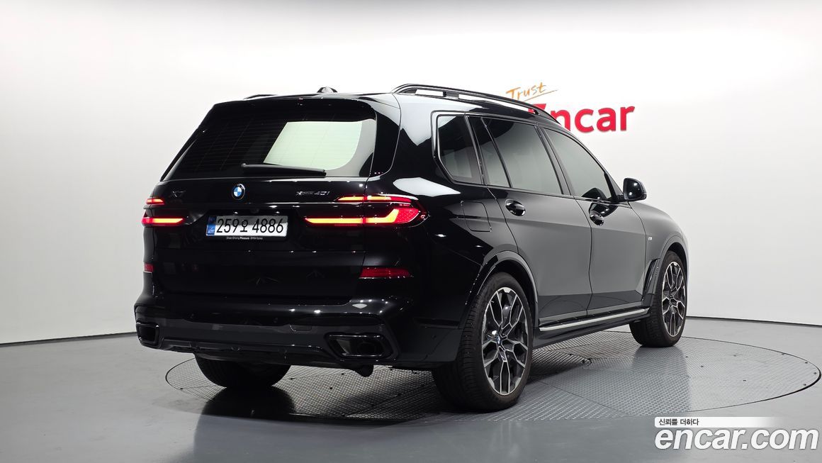 BMW X7 xDrive 40i M Sport 6STR, 2025