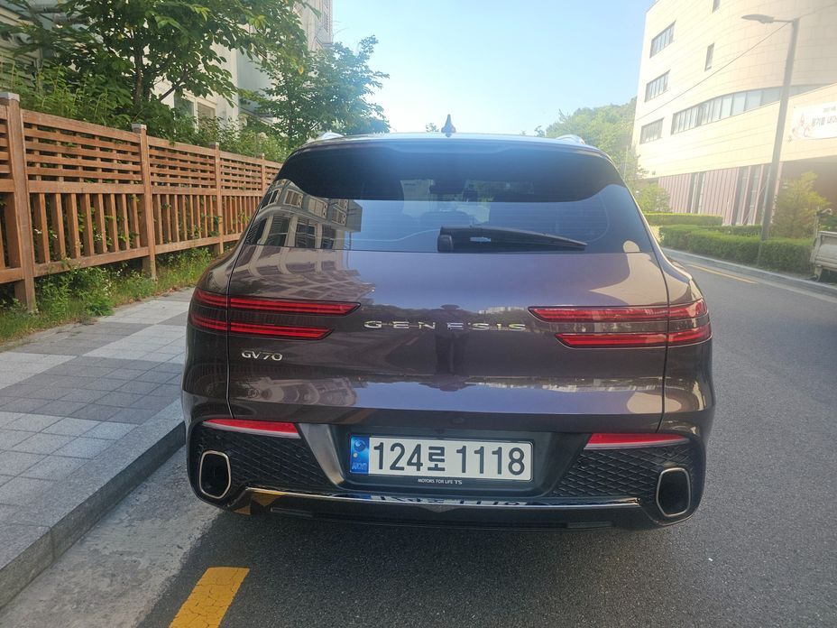Genesis GV70 2.5T Gasoline 2WD, 2021