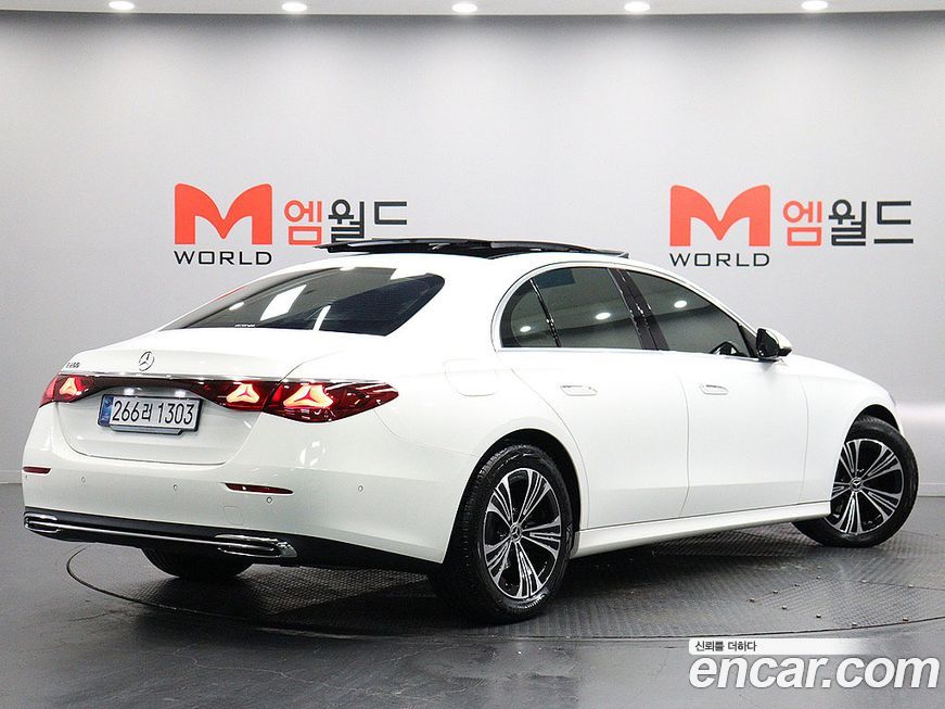 Mercedes-Benz E-Class E200 Avantgarde, 2025