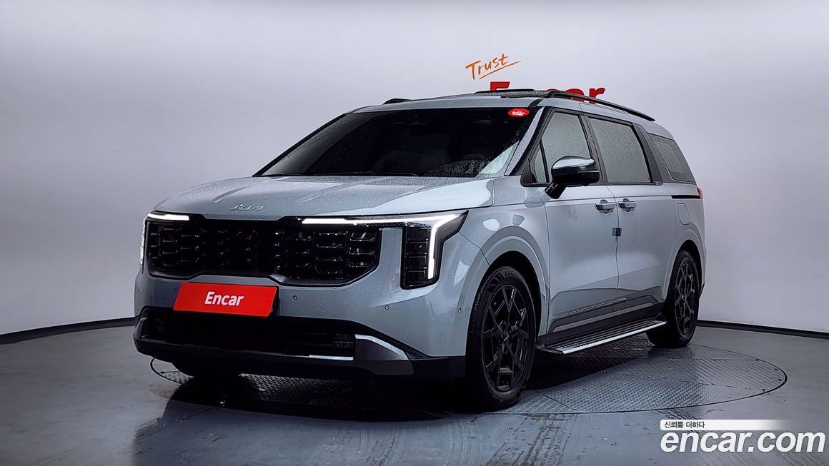 Kia Carnival 9-Seater Gravity, 2025