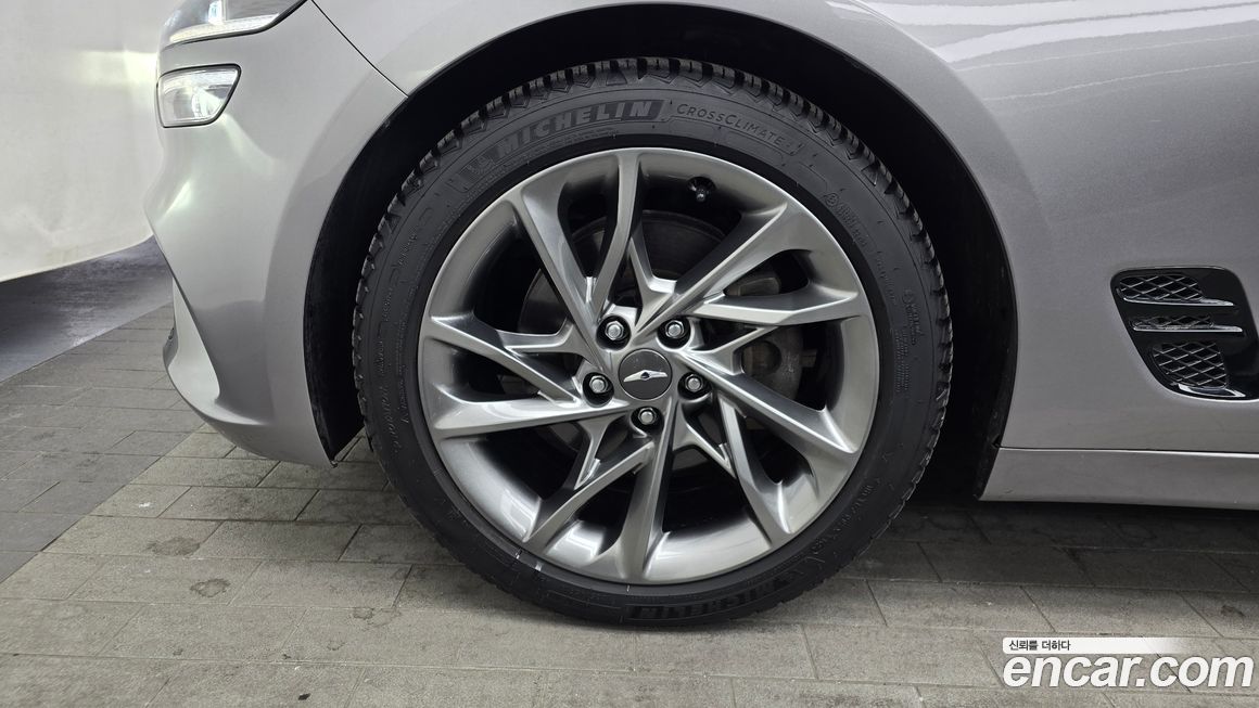 Genesis G70 Gasoline 2.0T 2WD, 2022