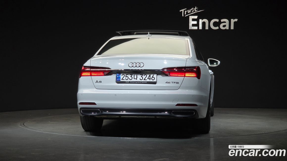 Audi A6 45 TFSI, 2023