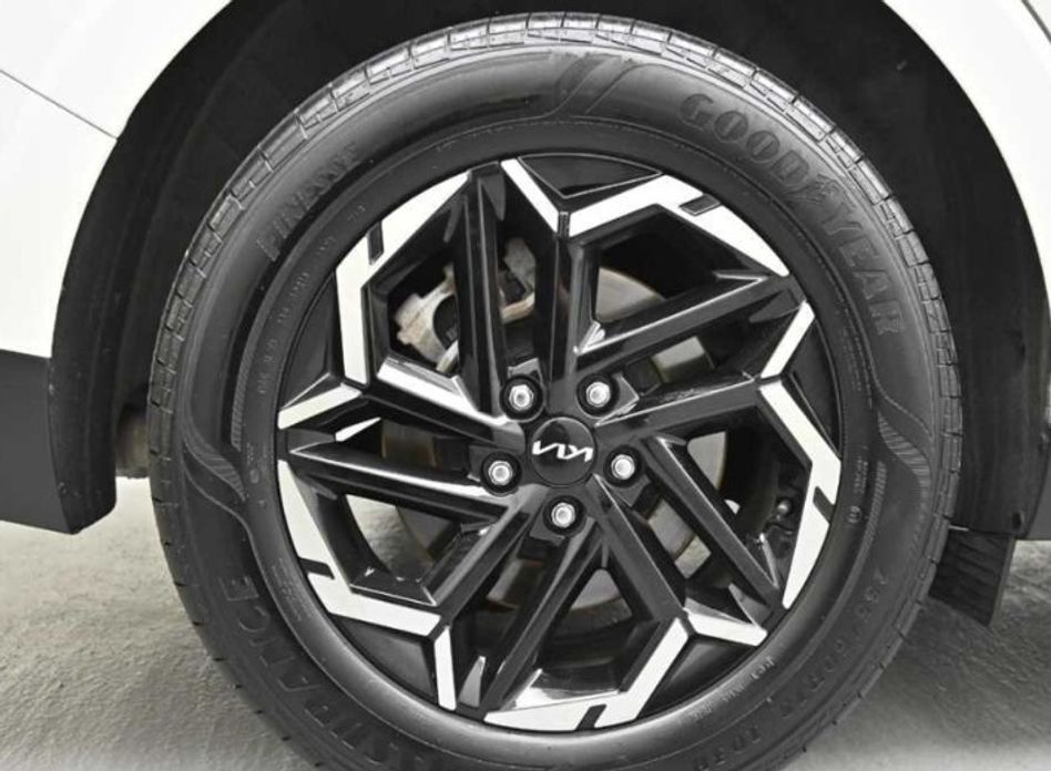 Kia Carnival 9-Seater Noblesse, 2024