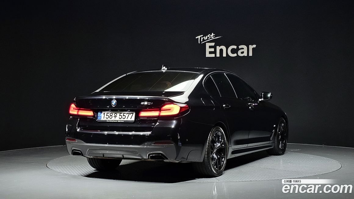 BMW 5-Series 520i M Sport, 2022