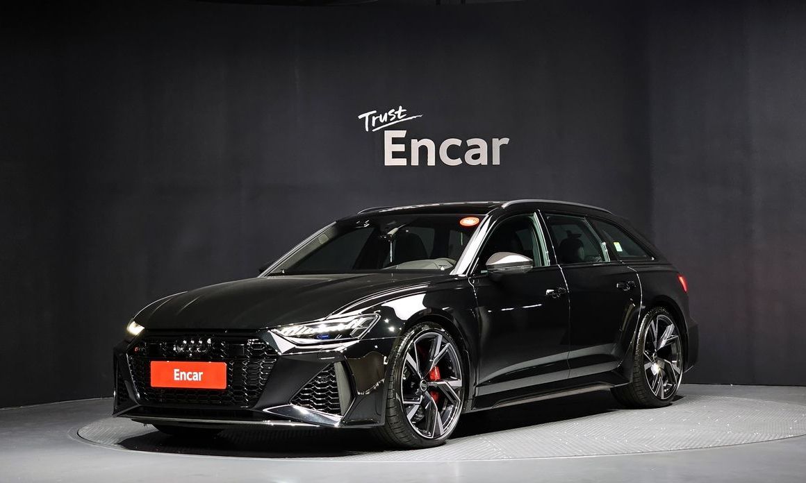 Audi RS6 4.0 TFSI Quattro Avant Performance, 2024