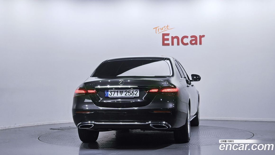 Mercedes-Benz E-Class E250 Exclusive, 2022