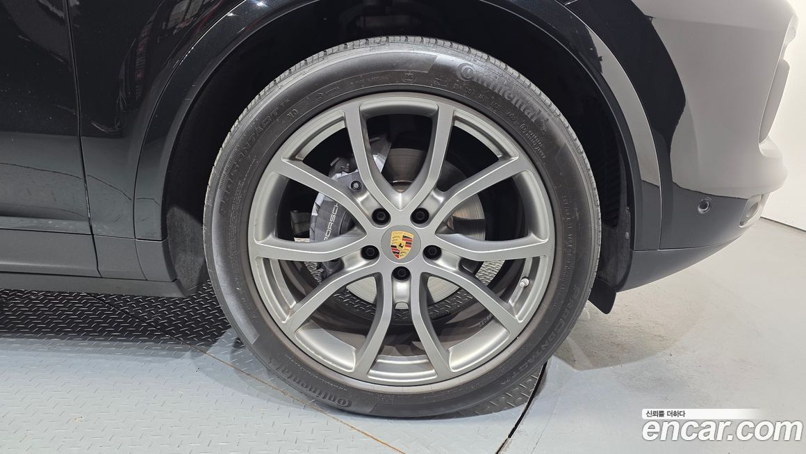Porsche Cayenne 3.0 COUPE PLATINUM EDITION, 2023